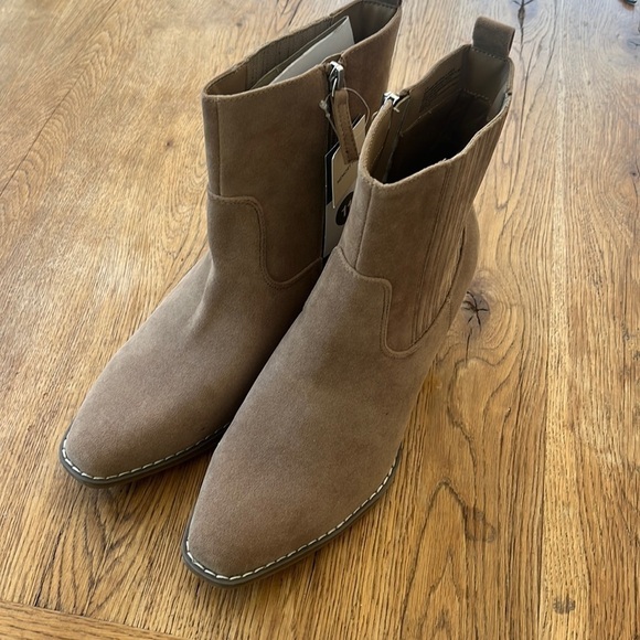 Universal thread ankle boots - Picture 2 of 5